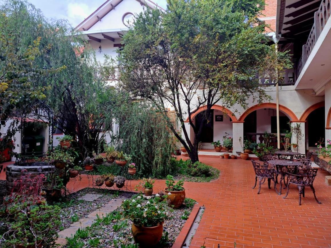 Hotel Santa Monica Potosí Exteriör bild